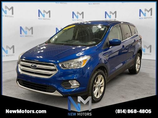 Lightning Blue Metallic 2019 Ford Escape SE