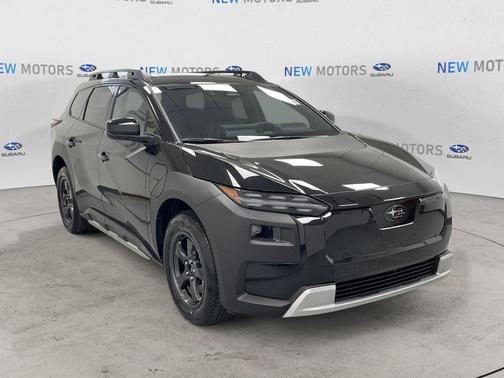 Black / Silver 2026 Subaru Trailseeker