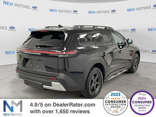 Black / Silver 2026 Subaru Trailseeker