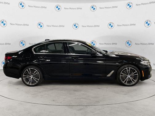 Jet Black 2023 BMW 540 i xDrive