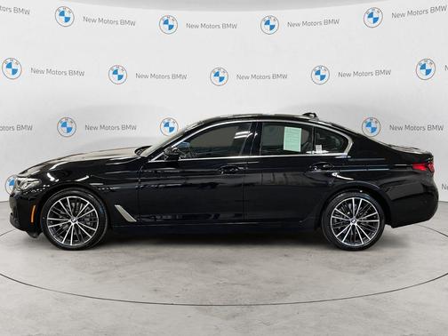 Jet Black 2023 BMW 540 i xDrive