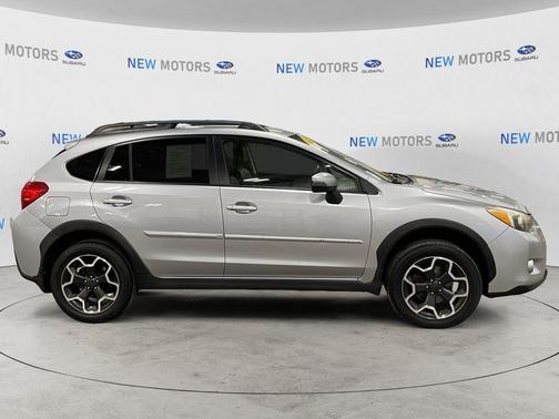 Ice Silver Metallic 2015 Subaru XV Crosstrek 2.0i Limited