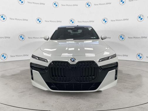 2026 BMW 760 760i xDrive