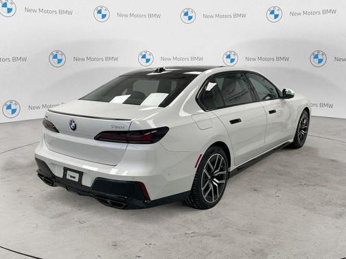 2026 BMW 760 760i xDrive