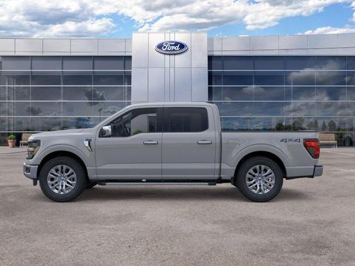 Avalanche 2026 Ford F-150 XLT
