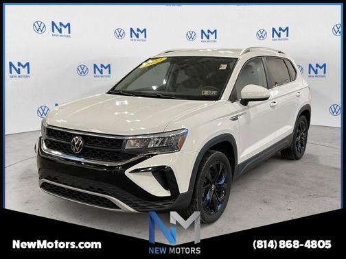 Pure White 2023 Volkswagen Taos 1.5T SE
