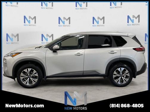 Brilliant Silver Metallic 2023 Nissan Rogue SV