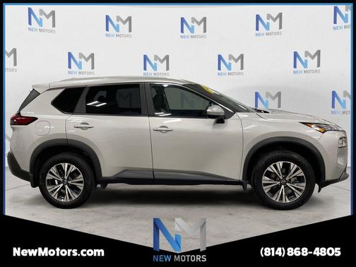 Brilliant Silver Metallic 2023 Nissan Rogue SV
