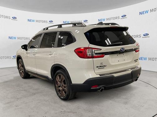 Crystal White Pearl 2025 Subaru Ascent Limited Bronze Edition