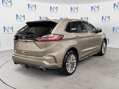 Desert Gold Metallic 2020 Ford Edge Titanium