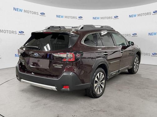 2025 Subaru Outback Touring