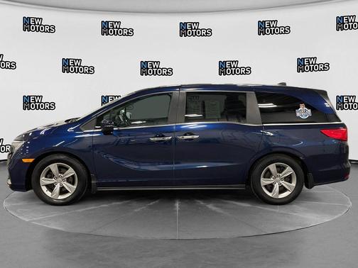 Blue 2018 Honda Odyssey EX-L