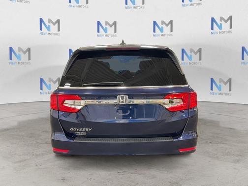 Blue 2018 Honda Odyssey EX-L