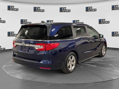 Blue 2018 Honda Odyssey EX-L