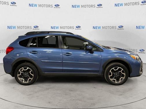 Quartz Blue Pearl 2017 Subaru Crosstrek 2.0i Limited