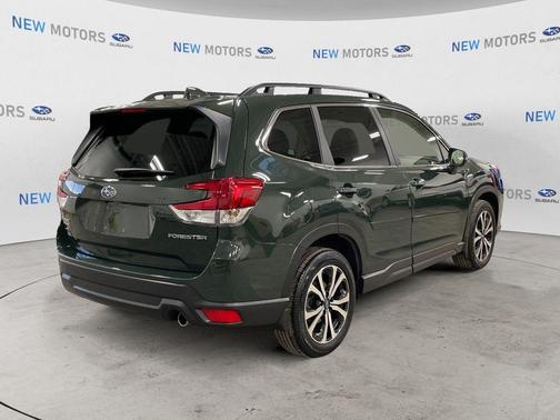 Cascade Green Silica 2023 Subaru Forester Limited