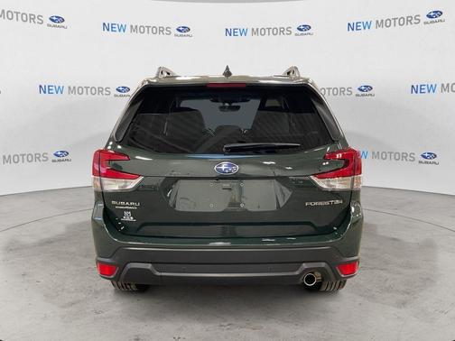 Cascade Green Silica 2023 Subaru Forester Limited