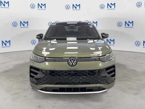 2026 Volkswagen Tiguan 2.0T SEL R-Line