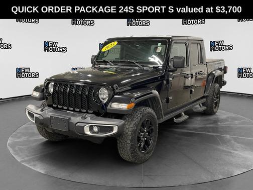 Black Clearcoat 2023 Jeep Gladiator Sport S