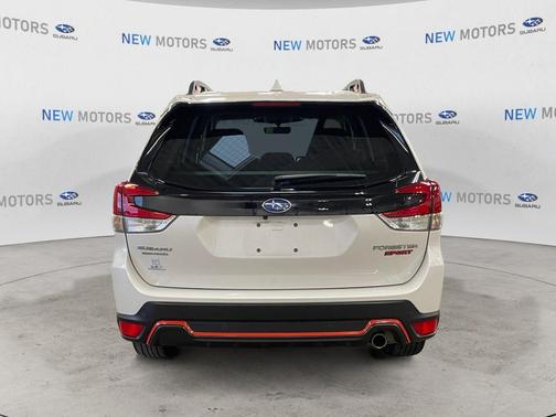 Crystal White Pearl 2023 Subaru Forester Sport