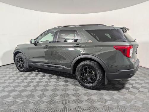FORGED GREEN METALLIC 2022 Ford Explorer TIMBERLINE