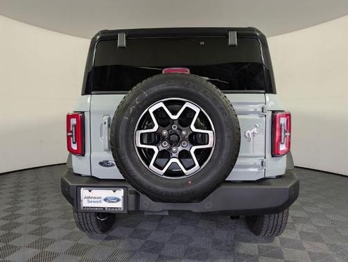 CACTUS GRAY 2024 Ford Bronco OUTER BANKS