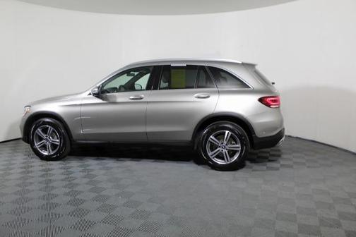 2021 Mercedes-Benz GLC 300 BASE
