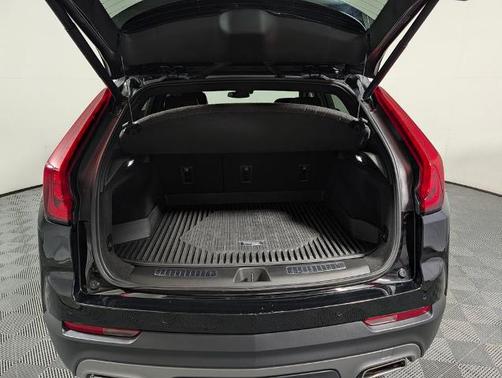 Stellar Black Metallic 2023 Cadillac XT4 PREMIUM LUXURY