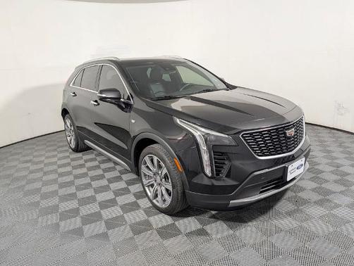 Stellar Black Metallic 2023 Cadillac XT4 PREMIUM LUXURY