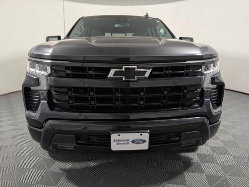 Dark Ash Metallic 2022 Chevrolet Silverado 1500 RST