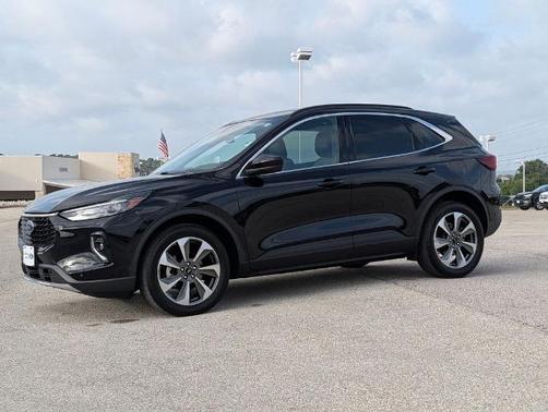 AGATE BLACK METALLIC 2023 Ford Escape PLATINUM