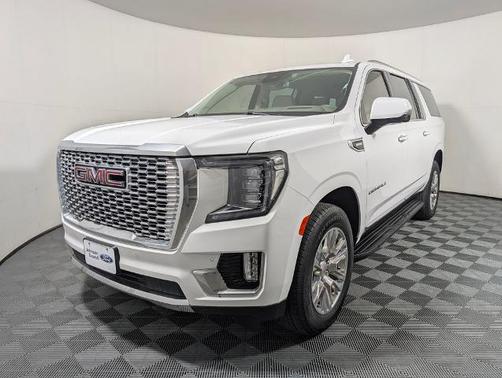 Summit White 2023 GMC Yukon XL DENALI