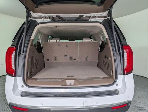 Summit White 2023 GMC Yukon XL DENALI