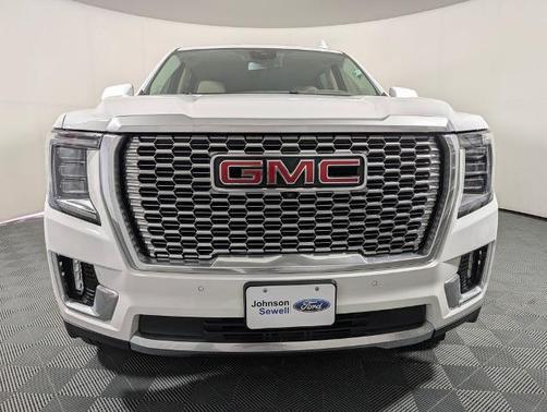 Summit White 2023 GMC Yukon XL DENALI