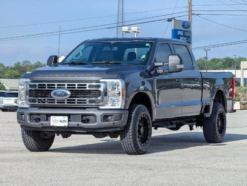 CARBONIZED GRAY 2023 Ford F-250 XLT