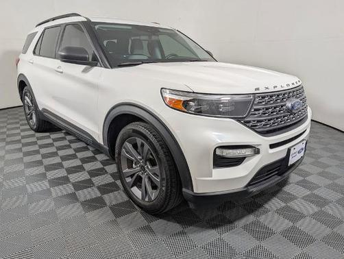 STAR WHITE MET TRI-COAT 2021 Ford Explorer XLT