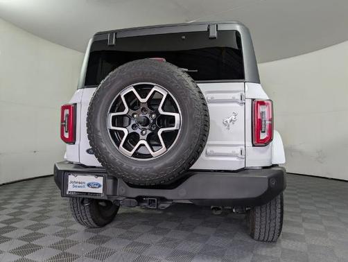 OXFORD WHITE 2023 Ford Bronco OUTER BANKS