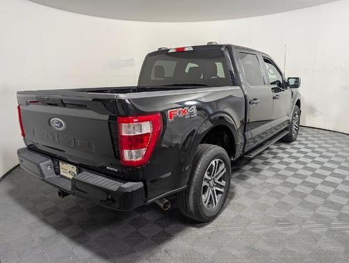 AGATE BLACK METALLIC 2022 Ford F-150 XL