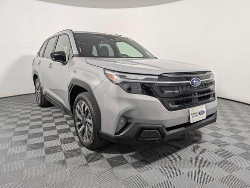 Riverrock Green 2025 Subaru Forester TOURING