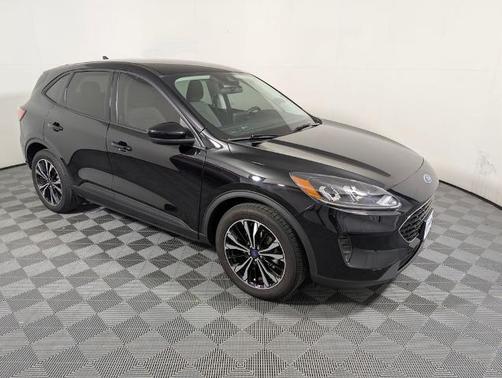 AGATE BLACK METALLIC 2022 Ford Escape SE