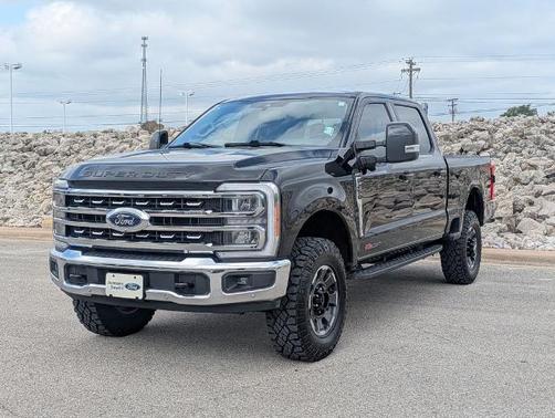 2023 Ford F-250 LARIAT