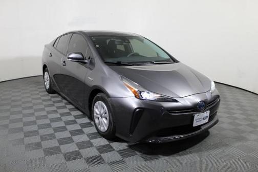 2022 Toyota Prius L