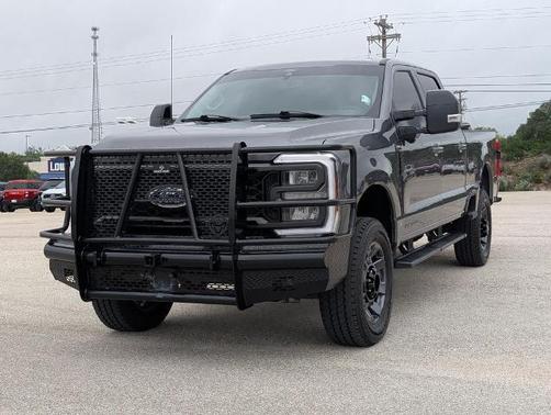 CARBONIZED GRAY 2024 Ford F-250 LARIAT
