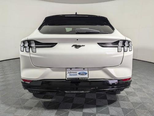 STAR WHITE MET TRI-COAT 2024 Ford Mustang Mach-E PREMIUM