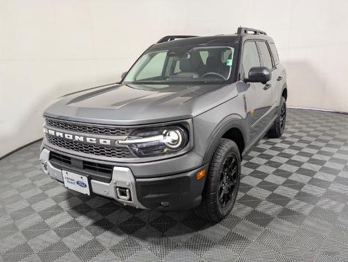 CARBONIZED GRAY METALLIC 2025 Ford Bronco Sport BADLANDS