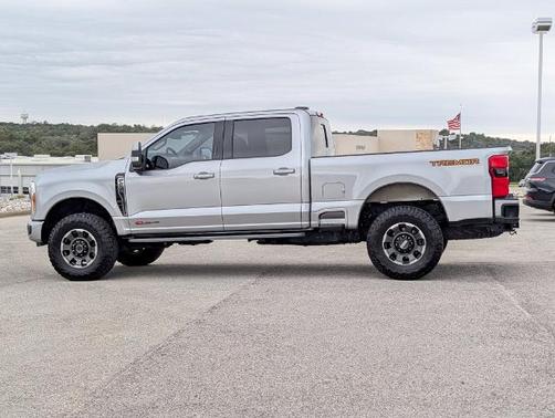 ICONIC SILVER 2023 Ford F-250 LARIAT