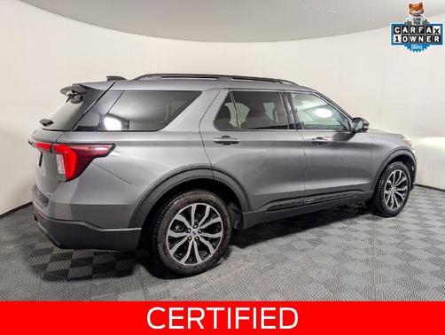 CARBONIZED GRAY METALLIC 2025 Ford Explorer ST-LINE
