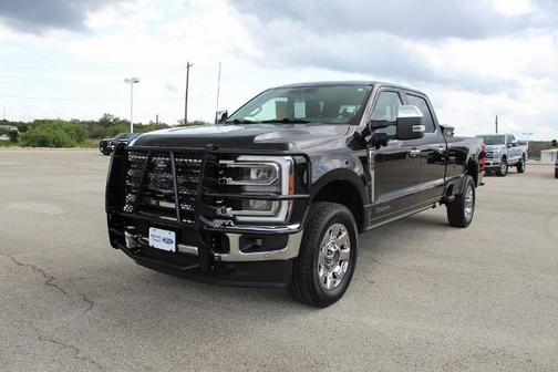 2023 Ford F-350 LARIAT SUPER DUTY
