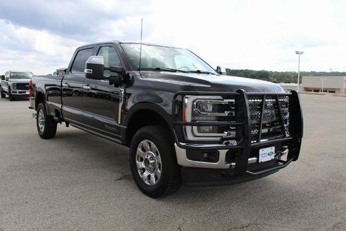 2023 Ford F-350 LARIAT SUPER DUTY