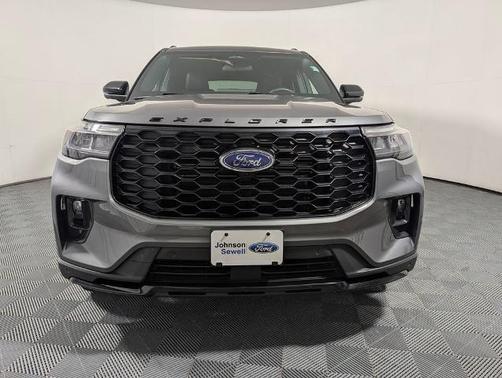 CARBONIZED GRAY METALLIC 2025 Ford Explorer ST-LINE